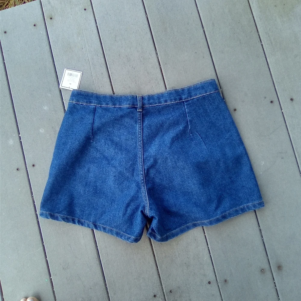 5B STYLE Classic Blue Jean Shorts for Women size XL